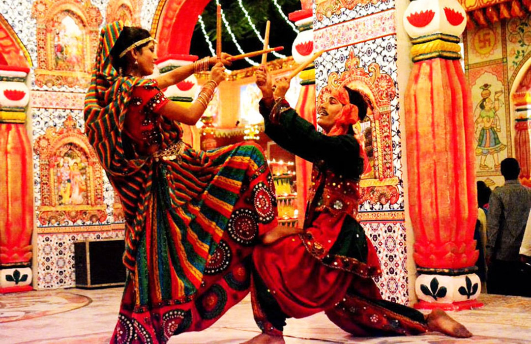 Dandiya: The Full-Body Control Move