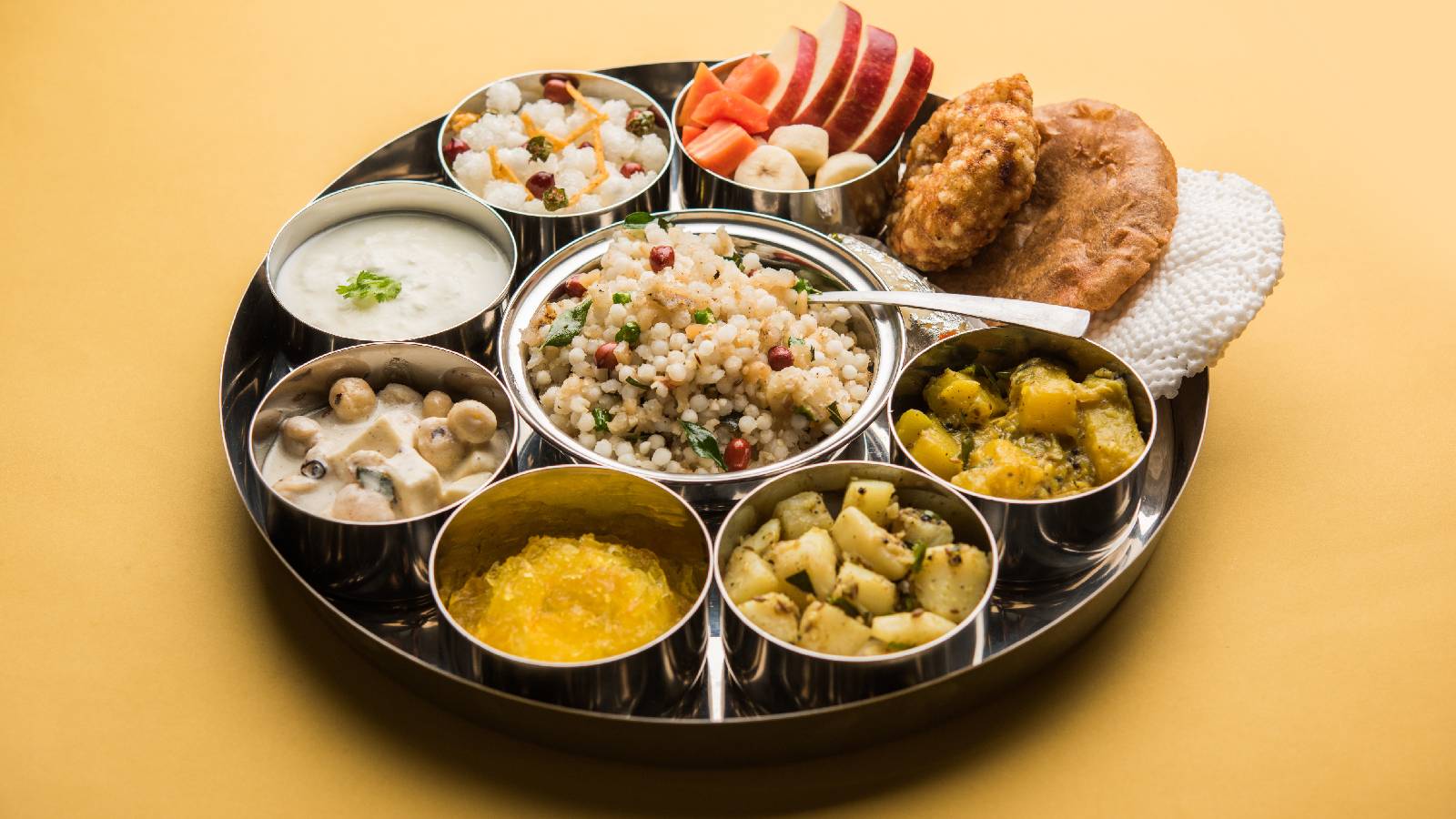 Nutritional Guide for Navratri Fasting and Dancing