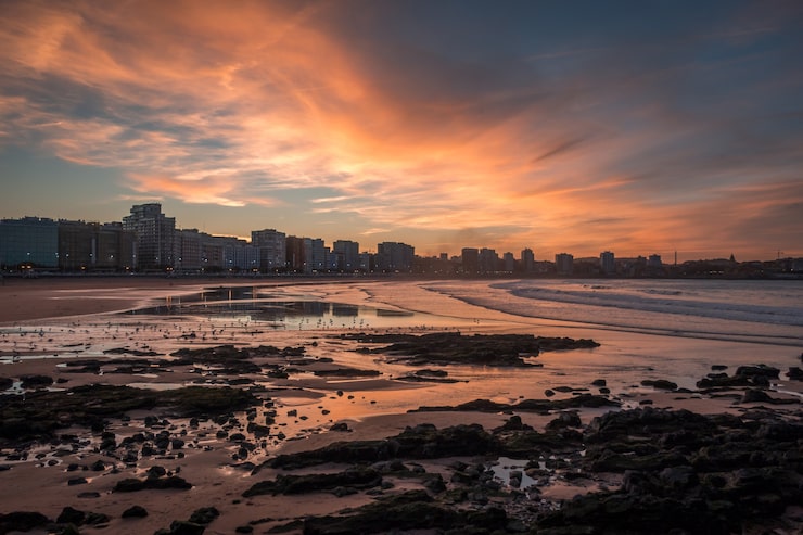 Mumbai monsoon sunset hotspot