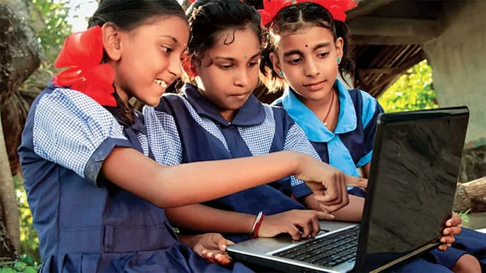 Government Part in Advanced Education