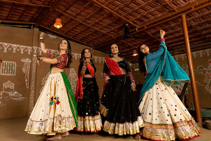 Conventional Navratri Outfits in Gujarat