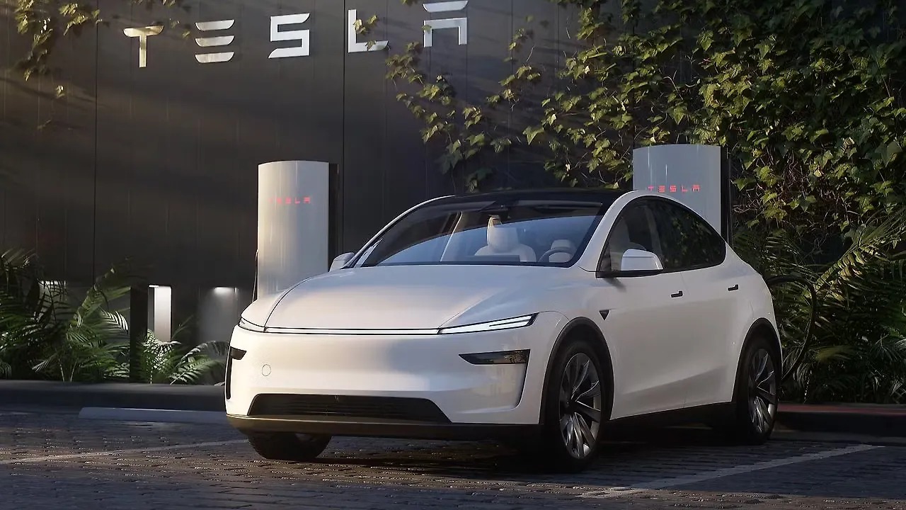 Tesla Model Y Ex-Showroom