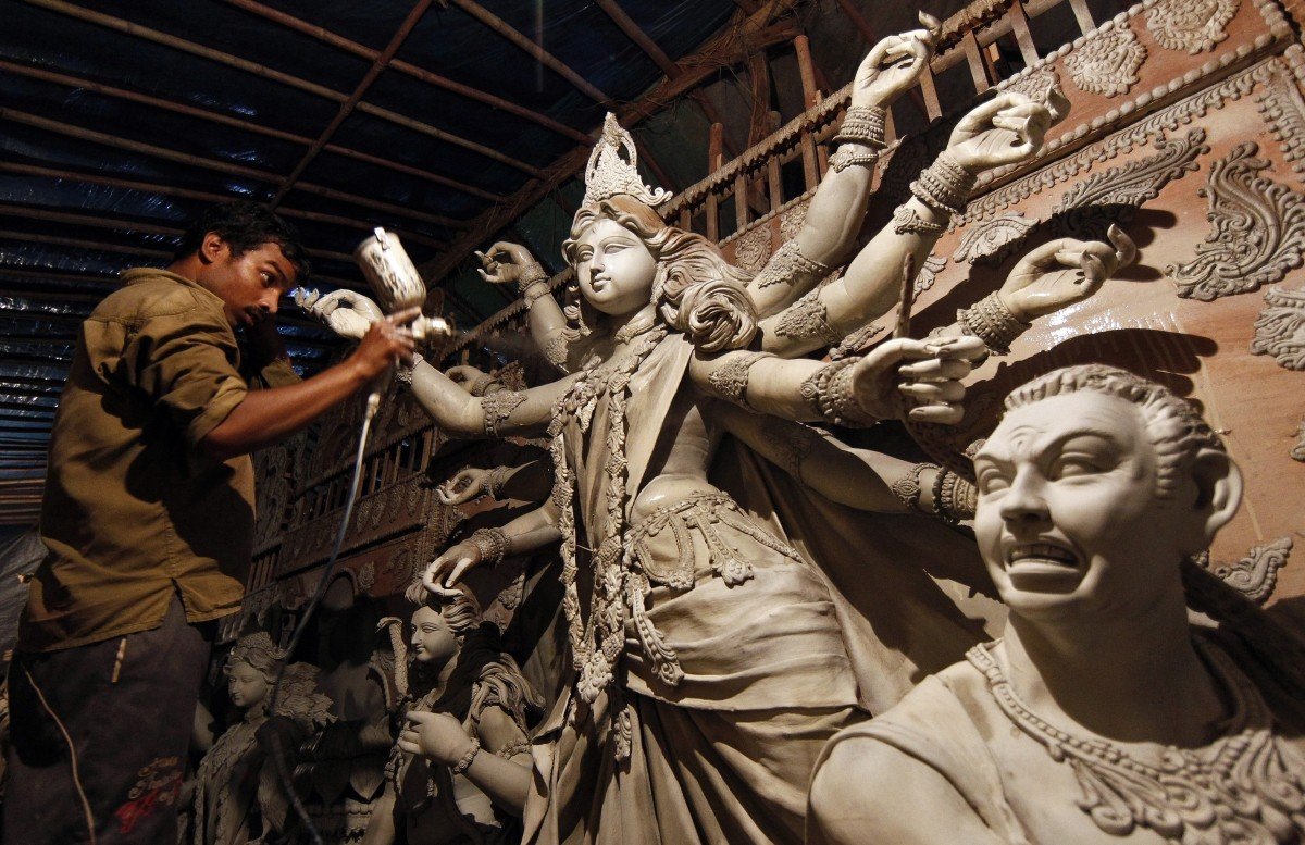 Advancement of Durga Puja Craftsmanship