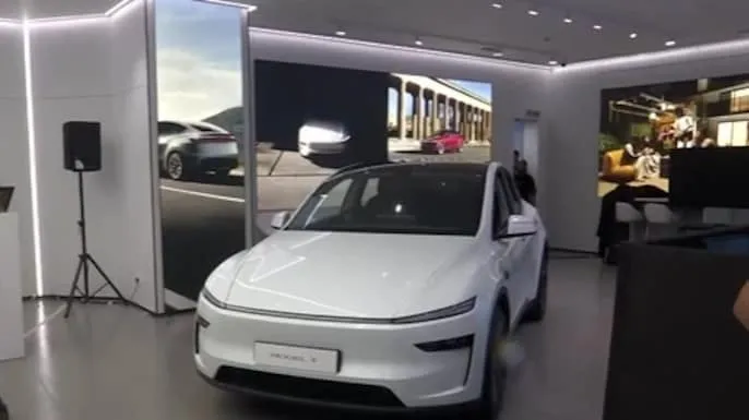 Cost of Tesla Show 2025 in Madhya Pradesh