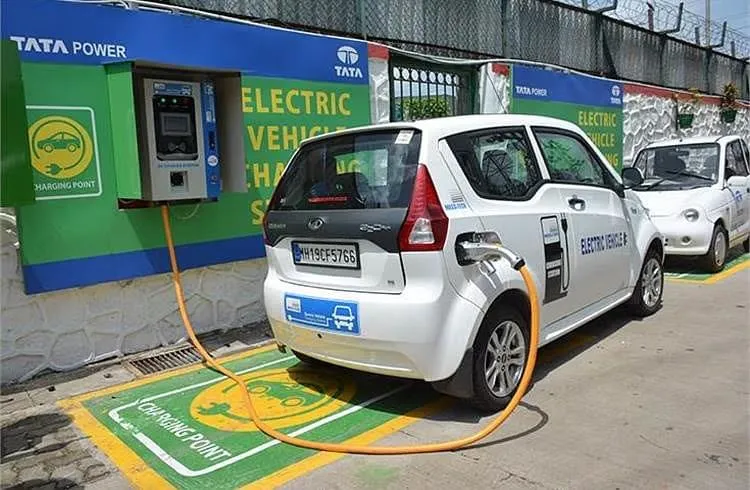 Why Families in Madhya Pradesh Need the Right Car