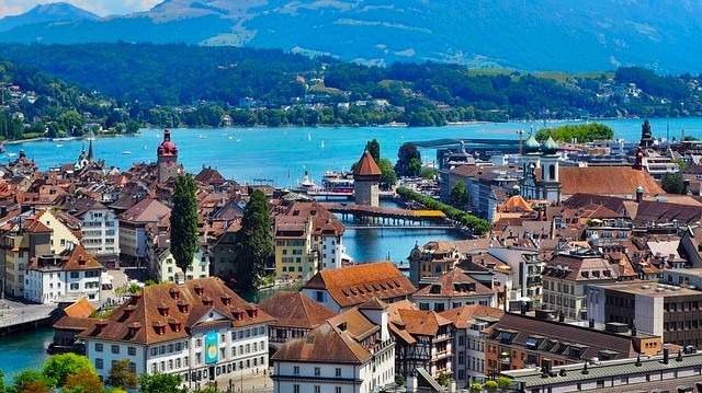 Best Places for Holiday In December