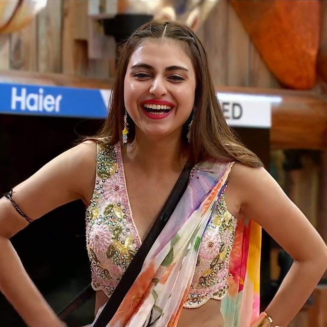 Bigg Boss 19 Star Farhana Bhatt Glamorous Saree Look