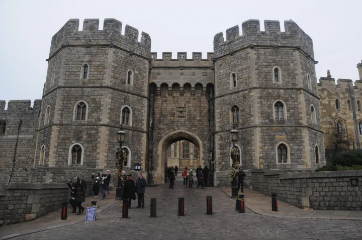 Windsor Castle: William the Conqueror's Tough Fortress Turned Royal Pad