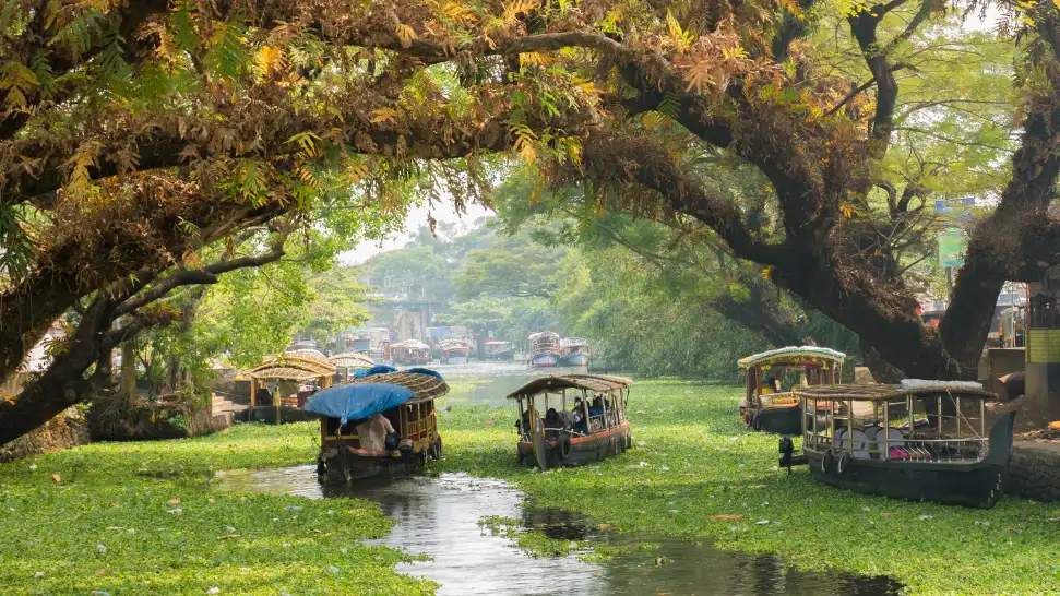 Best�Offbeat�Places to�Visit in June�In India 2026