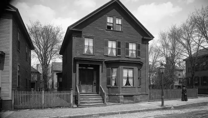 Historical black and white photograph of the Lizzie Borden house in Fall River, Massachusetts. Historical black and white photograph of the Lizzie Borden house in Fall River, Massachusetts.